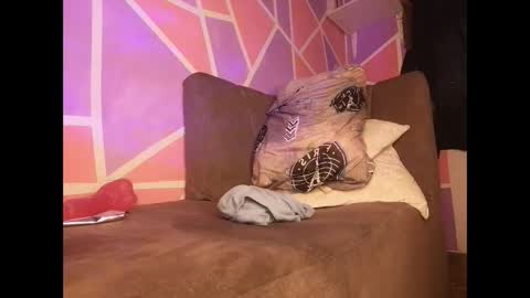 gigi_squirt online show from 17, 9, 2025
