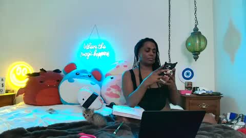 G Money online show from 12, 9, 2025