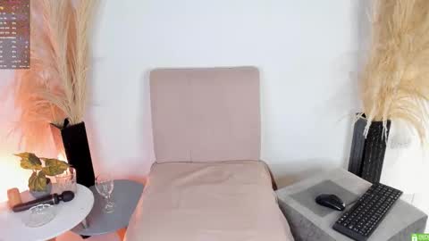 Snapshot of giiny_ chatting on 28, 3, 2026 pamela online show from 28, 3, 2026
