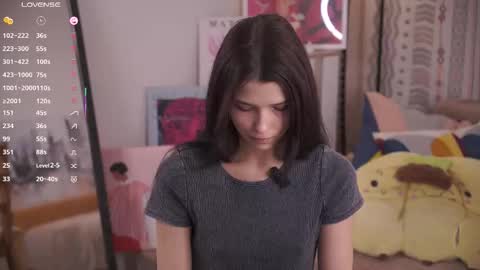 Mia online show from 4, 2, 2026