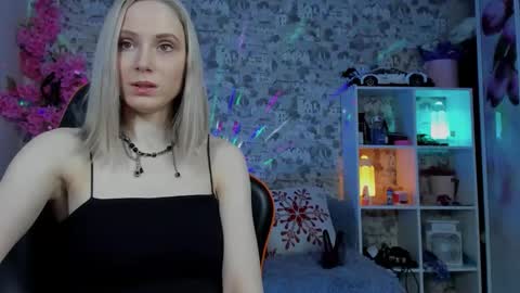 Gina online show from 15, 4, 2026