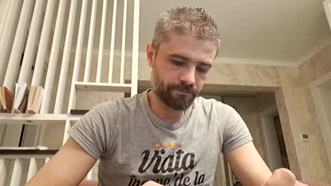 Snapshot of gindrie chatting on 5, 1, 2025 Gabriel online show from 5, 1, 2025