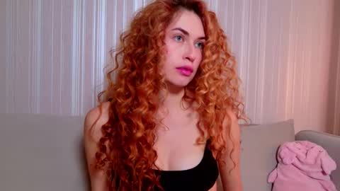 Snapshot of ginger_bloom_ chatting on 22, 11, 2025 Yuno online show from 22, 11, 2025