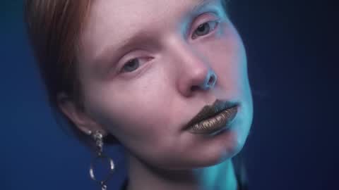        im expecting 350 thumbs up on my altar   online show from 9, 10, 2025