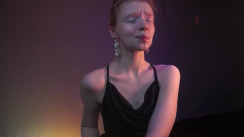        im expecting 350 thumbs up on my altar   online show from 4, 2, 2026