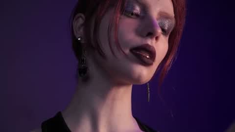Snapshot of ginger_hugs chatting on 22, 7, 2026 im expecting 350 thumbs up on my altar online show from 22, 7, 2026