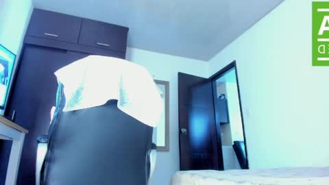 Snapshot of ginger_smil chatting on 25, 4, 2026 Diana online show from 25, 4, 2026
