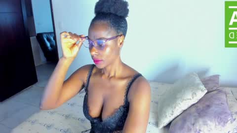 Snapshot of ginger_smil chatting on 29, 4, 2026 Diana online show from 29, 4, 2026