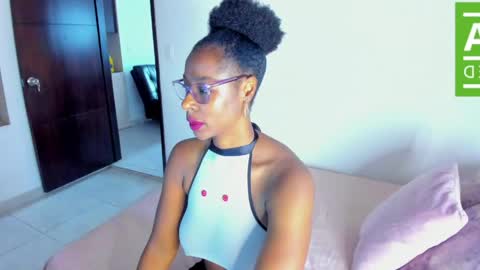 Snapshot of ginger_smil chatting on 18, 5, 2026 Diana online show from 18, 5, 2026