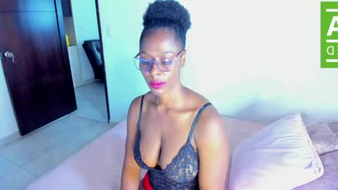 Snapshot of ginger_smil chatting on 19, 5, 2026 Diana online show from 19, 5, 2026