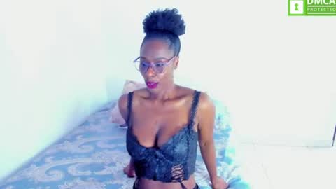 Snapshot of ginger_smil chatting on 25, 7, 2026 Diana online show from 25, 7, 2026
