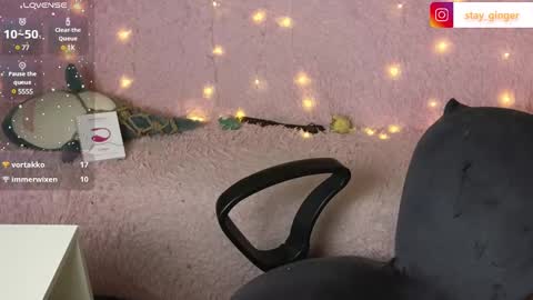 Snapshot of ginger_stay chatting on 5, 1, 2025 Ginger online show from 5, 1, 2025