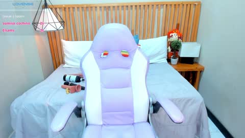        online show from 11, 1, 2025