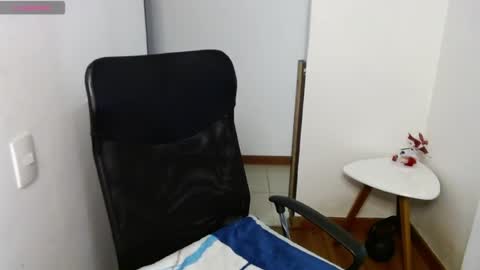 Ginger online show from 6, 4, 2026