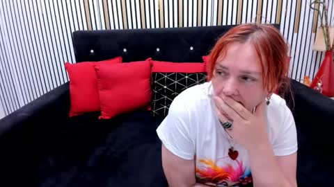 Snapshot of gingergreeneyes chatting on 18, 11, 2025 gingergreeneyes online show from 18, 11, 2025