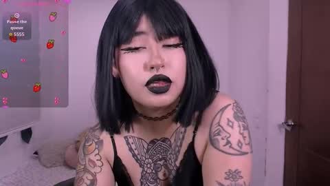 Snapshot of ginmeowuwu chatting on 27, 11, 2025 ginmeowuwu online show from 27, 11, 2025