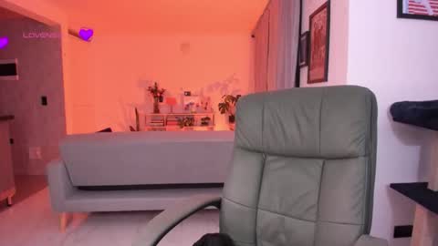 Snapshot of ginnaaaa_ chatting on 28, 4, 2026 Ginnaa online show from 28, 4, 2026