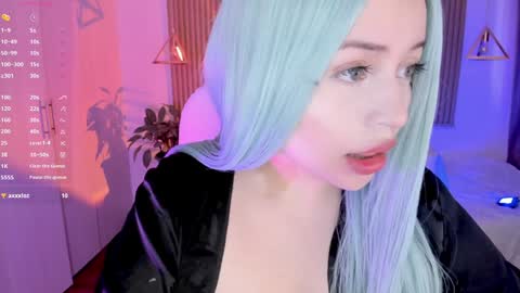 Kendall online show from 12, 12, 2024