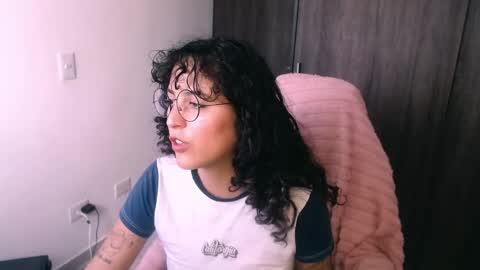 Snapshot of giny_bean chatting on 28, 4, 2026 giny_bean online show from 28, 4, 2026