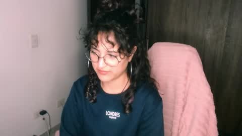 Snapshot of giny_bean chatting on 1, 5, 2026 giny_bean online show from 1, 5, 2026