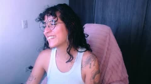 Snapshot of giny_bean chatting on 6, 5, 2026 giny_bean online show from 6, 5, 2026