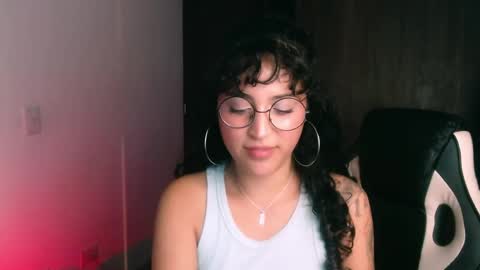 Snapshot of giny_bean chatting on 1, 6, 2026 giny_bean online show from 1, 6, 2026