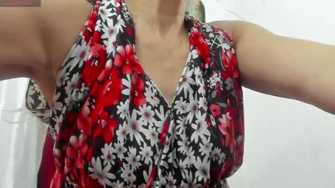 Snapshot of giorgia_xue55 chatting on 4, 6, 2026 Mary online show from 4, 6, 2026