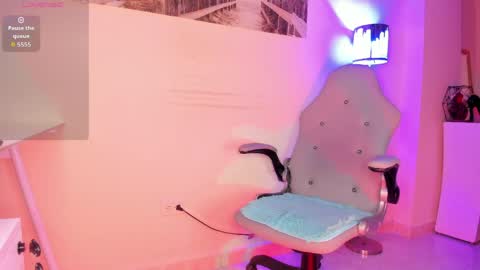Snapshot of giorgina_mtz chatting on 28, 5, 2026 Georgina Martinez online show from 28, 5, 2026