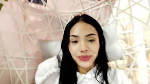giovanna_oliveria online show from 16, 2, 2026