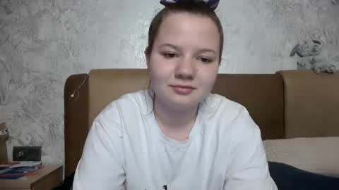 Snapshot of girl_cute07 chatting on 16, 5, 2026 girl_cute07 online show from 16, 5, 2026