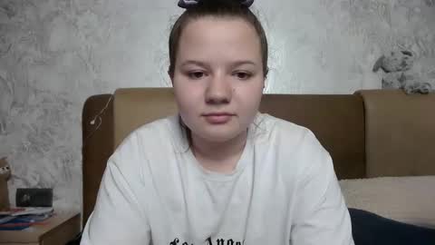 Snapshot of girl_cute07 chatting on 16, 5, 2026 girl_cute07 online show from 16, 5, 2026