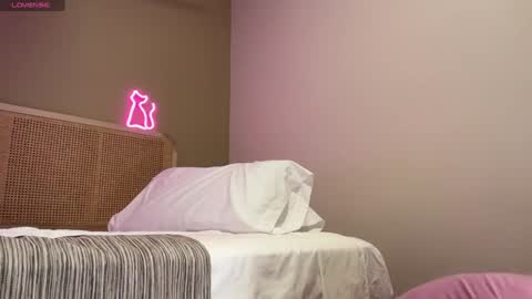 Nikki online show from 4, 1, 2025