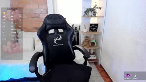 girl_inline online show from 16, 2, 2025