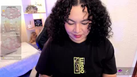 girl_inline online show from 21, 2, 2025