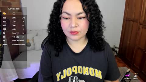 girl_inline online show from 26, 2, 2025