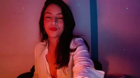 Alejandra online show from 7, 4, 2026