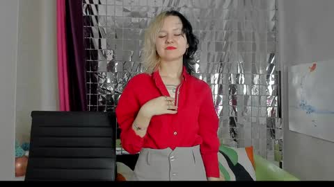 Snapshot of girl_next_doorr chatting on 29, 1, 2025 girl_next_doorr online show from 29, 1, 2025