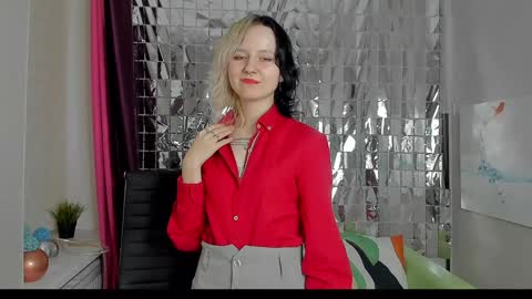 Snapshot of girl_next_doorr chatting on 29, 1, 2025 girl_next_doorr online show from 29, 1, 2025