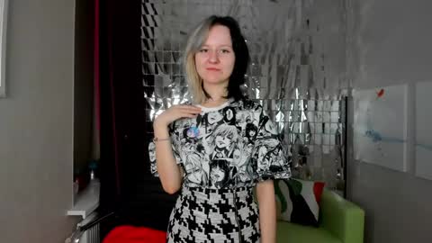 Snapshot of girl_next_doorr chatting on 4, 2, 2025 girl_next_doorr online show from 4, 2, 2025