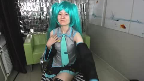 Snapshot of girl_next_doorr chatting on 1, 3, 2025 girl_next_doorr online show from 1, 3, 2025