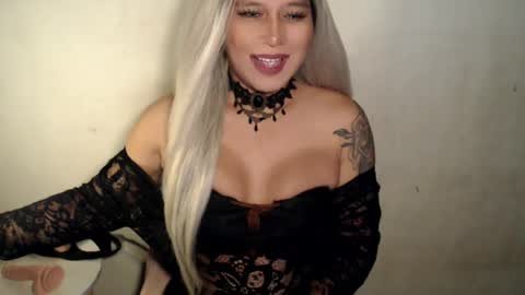 Snapshot of girl_seductionxoxo chatting on 19, 7, 2026 Nica online show from 19, 7, 2026