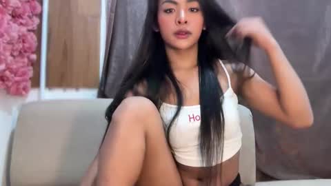 queen ronna online show from 23, 10, 2025