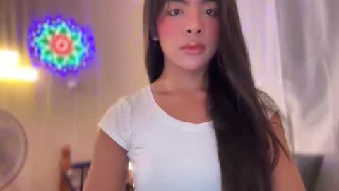 queen ronna online show from 27, 11, 2025