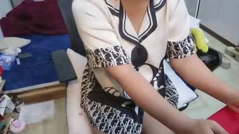 girlhanoi online show from 18, 12, 2025