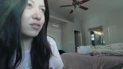 Snapshot of girlnextdoor702 chatting on 8, 3, 2025 Jasmine online show from 8, 3, 2025