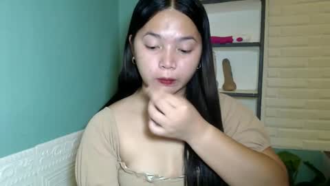 Rhaine online show from 19, 12, 2025