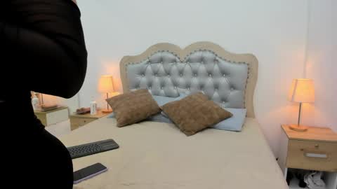 Snapshot of gisel_lara chatting on 4, 5, 2026 Gisel online show from 4, 5, 2026