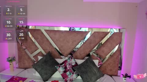     online show from 11, 11, 2025