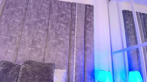     online show from 30, 3, 2026