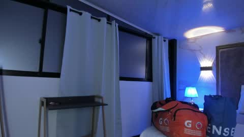     online show from 6, 4, 2026